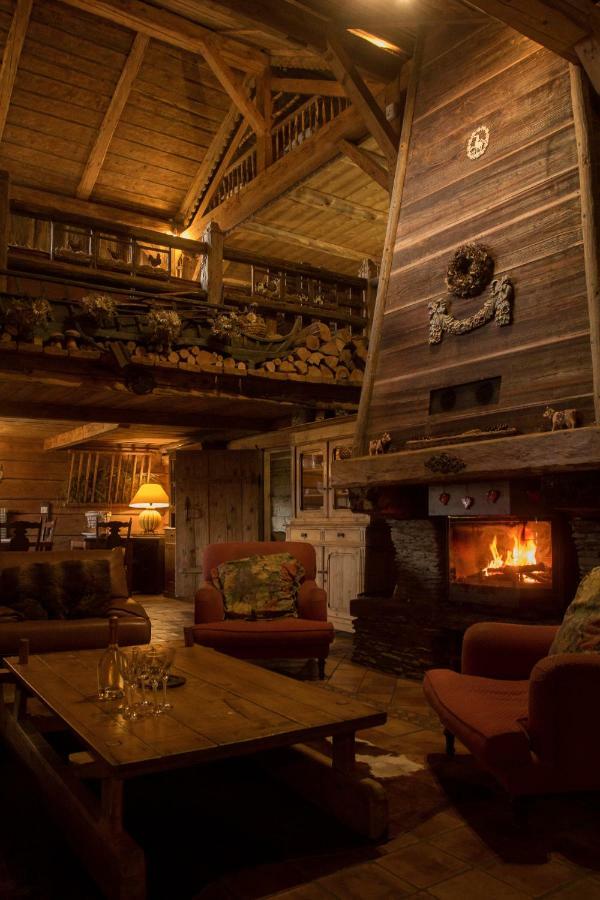 Reine Des Aravis - Chalet Isole ฟลูเมต์ ภายนอก รูปภาพ